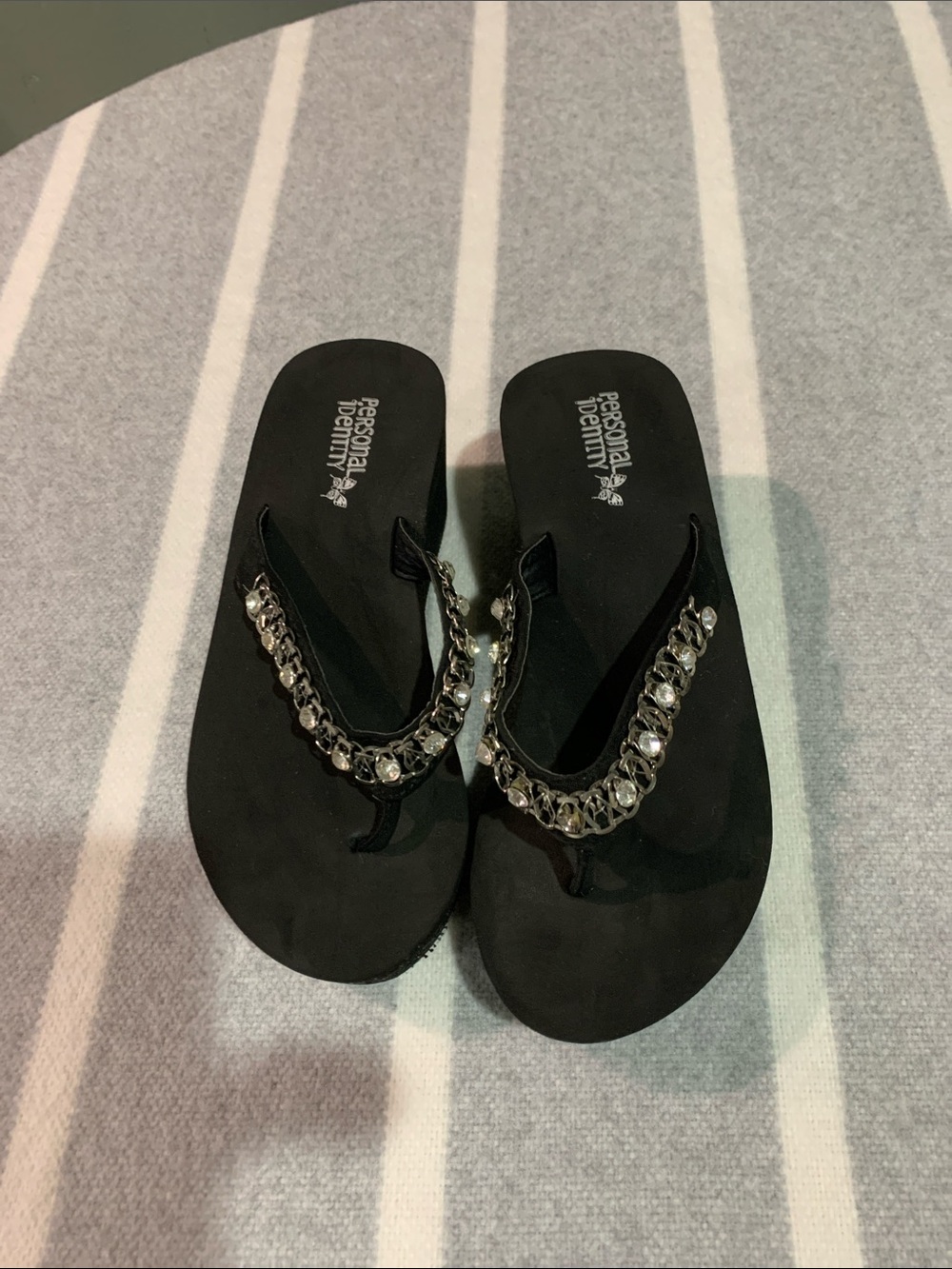 Personal Identity Black Jeweled Thong Sandals brand new